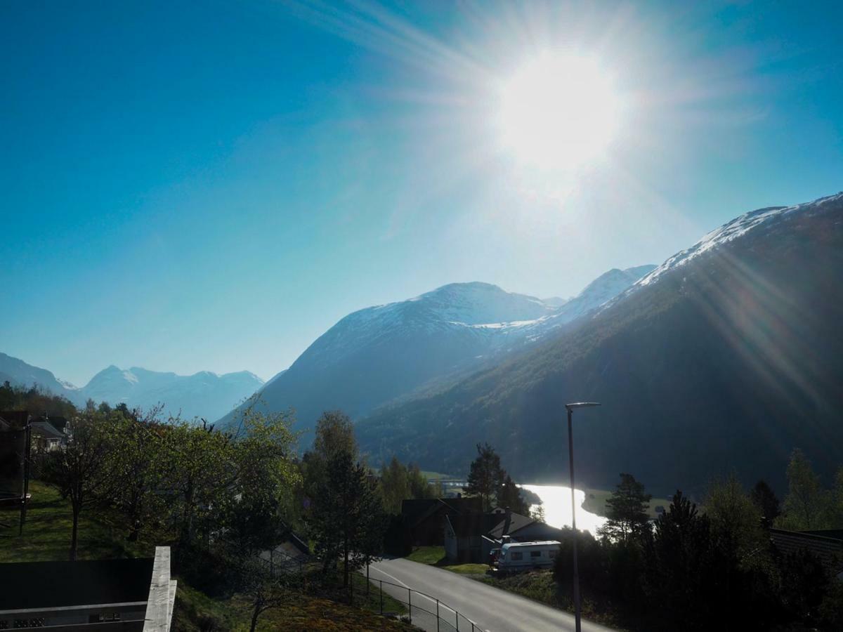 Stryn Stor Og Moderne Leilighet מראה חיצוני תמונה